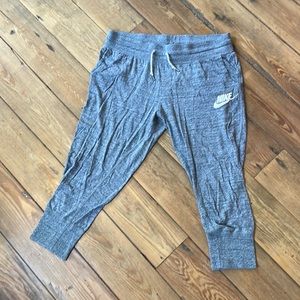 Grey capri Nike jogger pants
